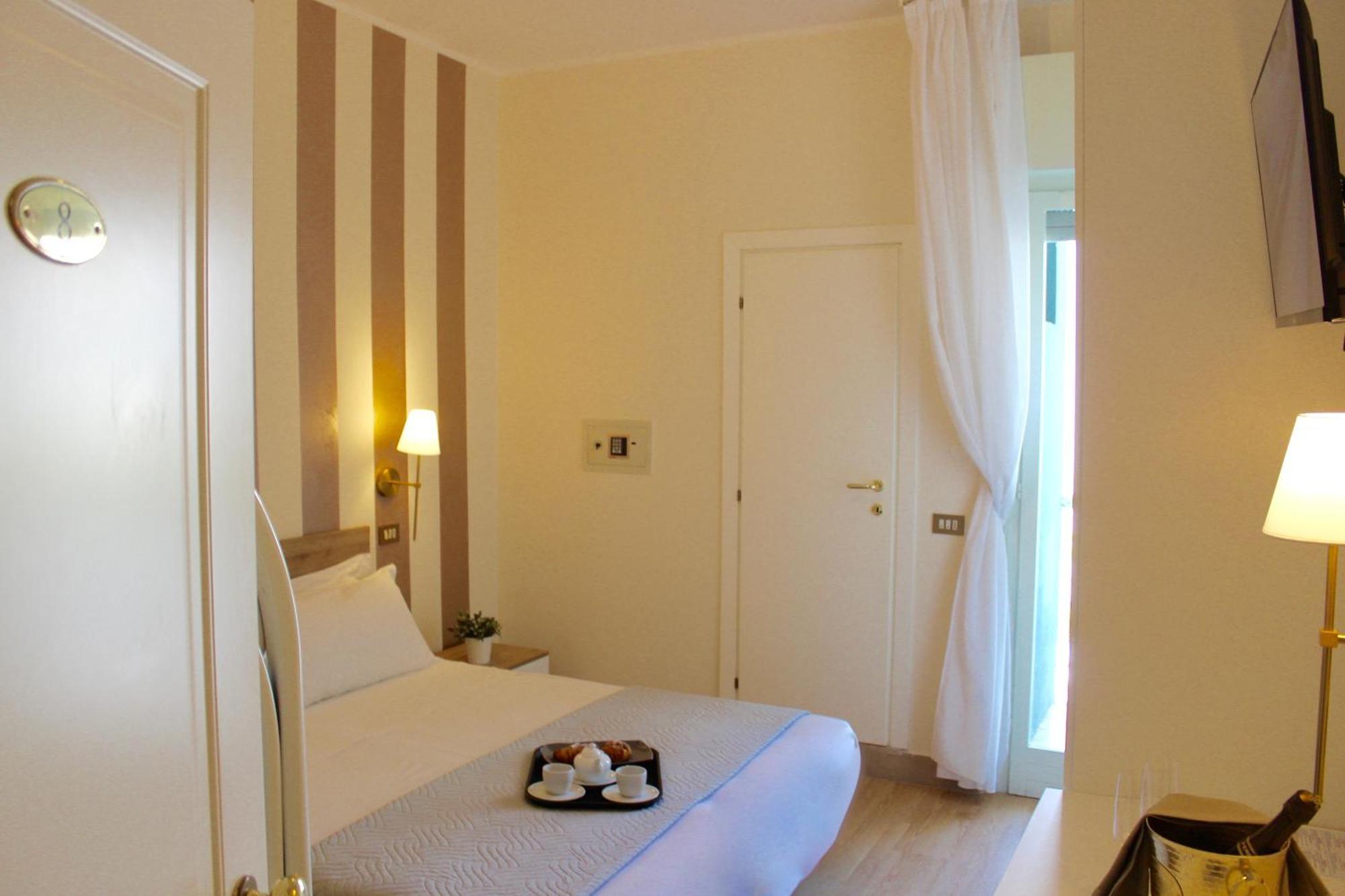 King Hotel 3*